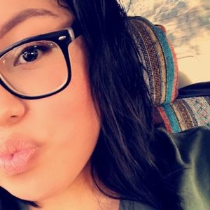 Meet your Posher, Kristin